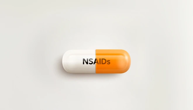 NSAIDs 라고 적힌 소염진통제 캡슐